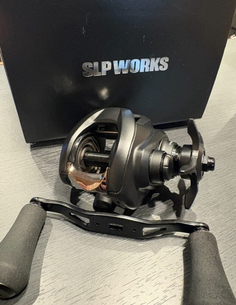 🎣【買取実績】埼玉県さいたま市のお客様からSLPワークス ジリオン TW カスタムボディ 1000XH-SLPW 22 ジリオン TW HD ハンドルを買取させて頂きました！